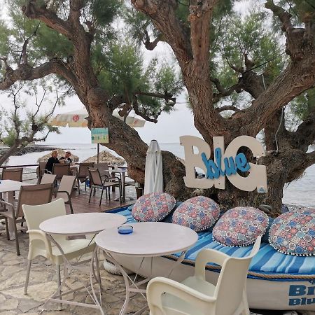 Βig Βlue Apartments Makrýgialos Zewnętrze zdjęcie