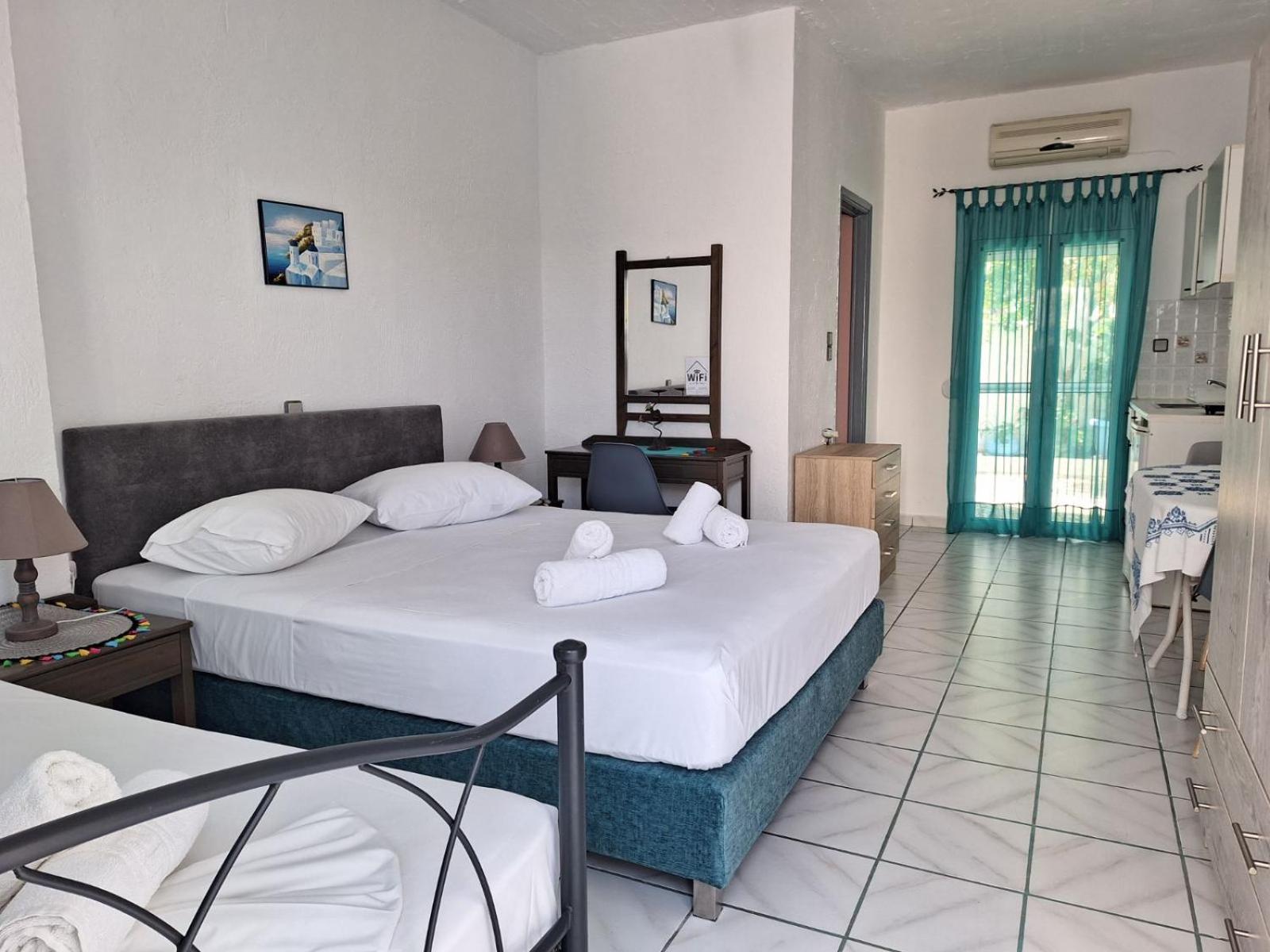 Βig Βlue Apartments Makrýgialos Zewnętrze zdjęcie